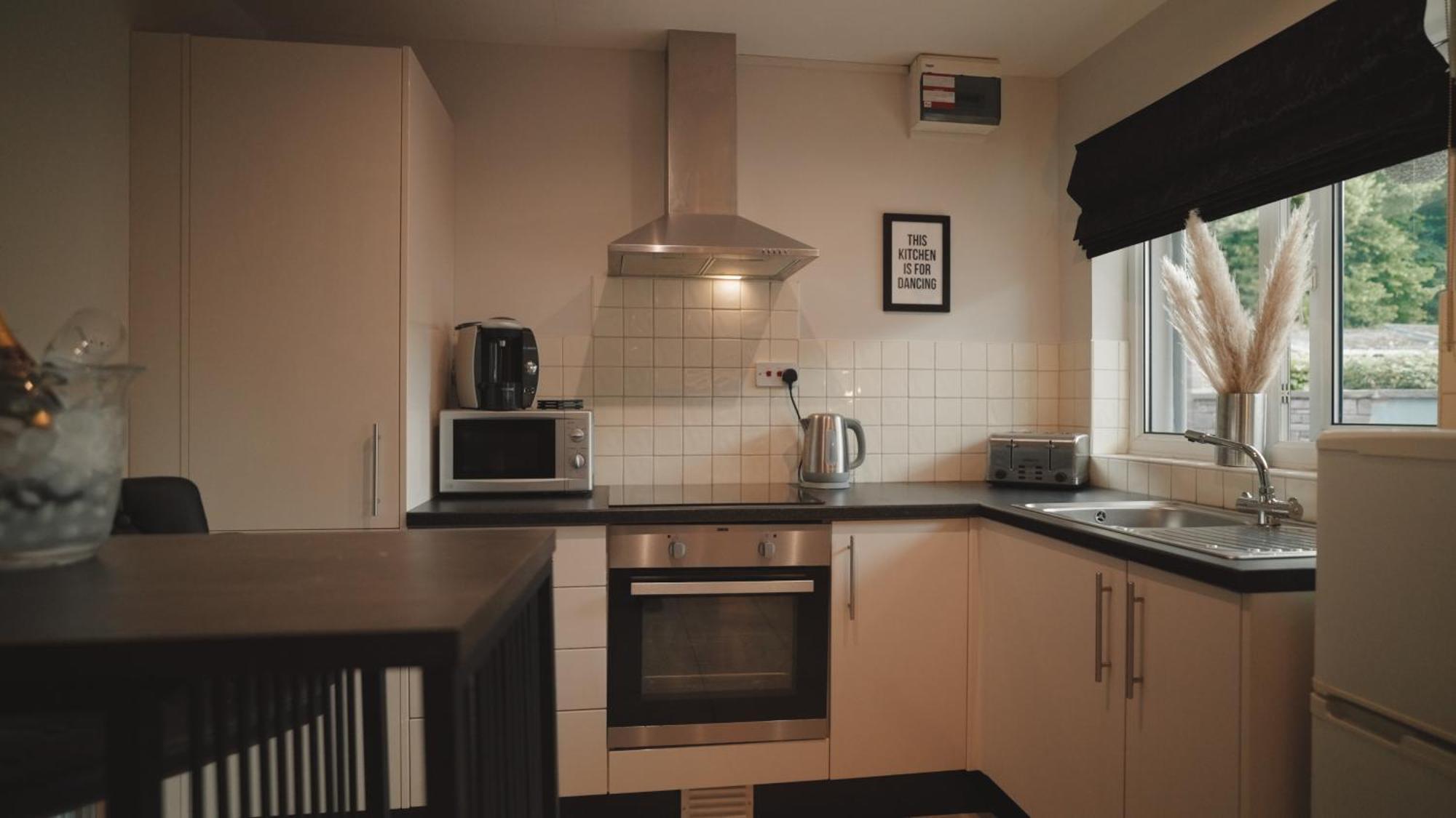 Pen-Y-Worlod Cottages Абъргавени Екстериор снимка